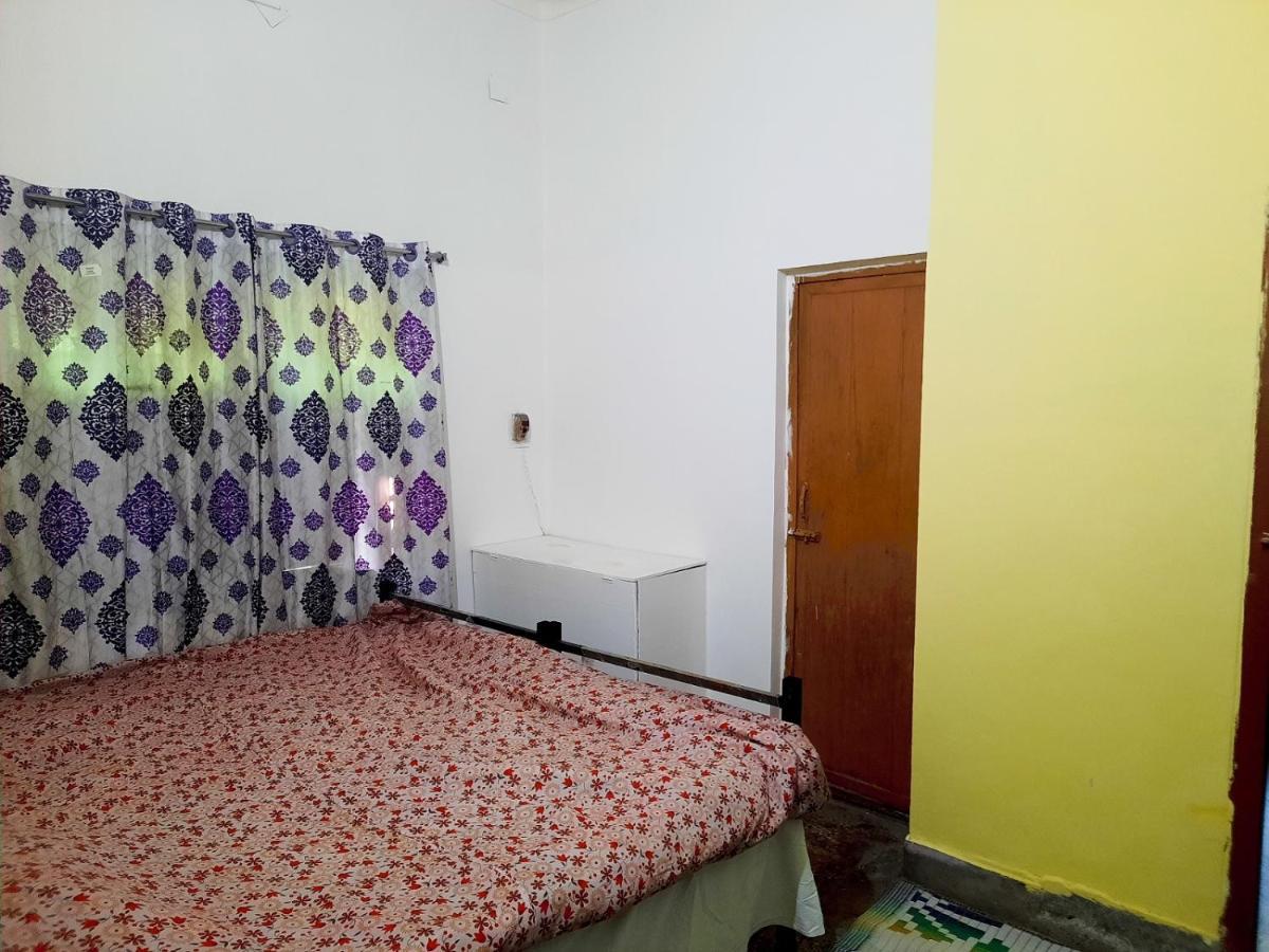 Dden Vennell 2-homestay Close To Metro Hostel *